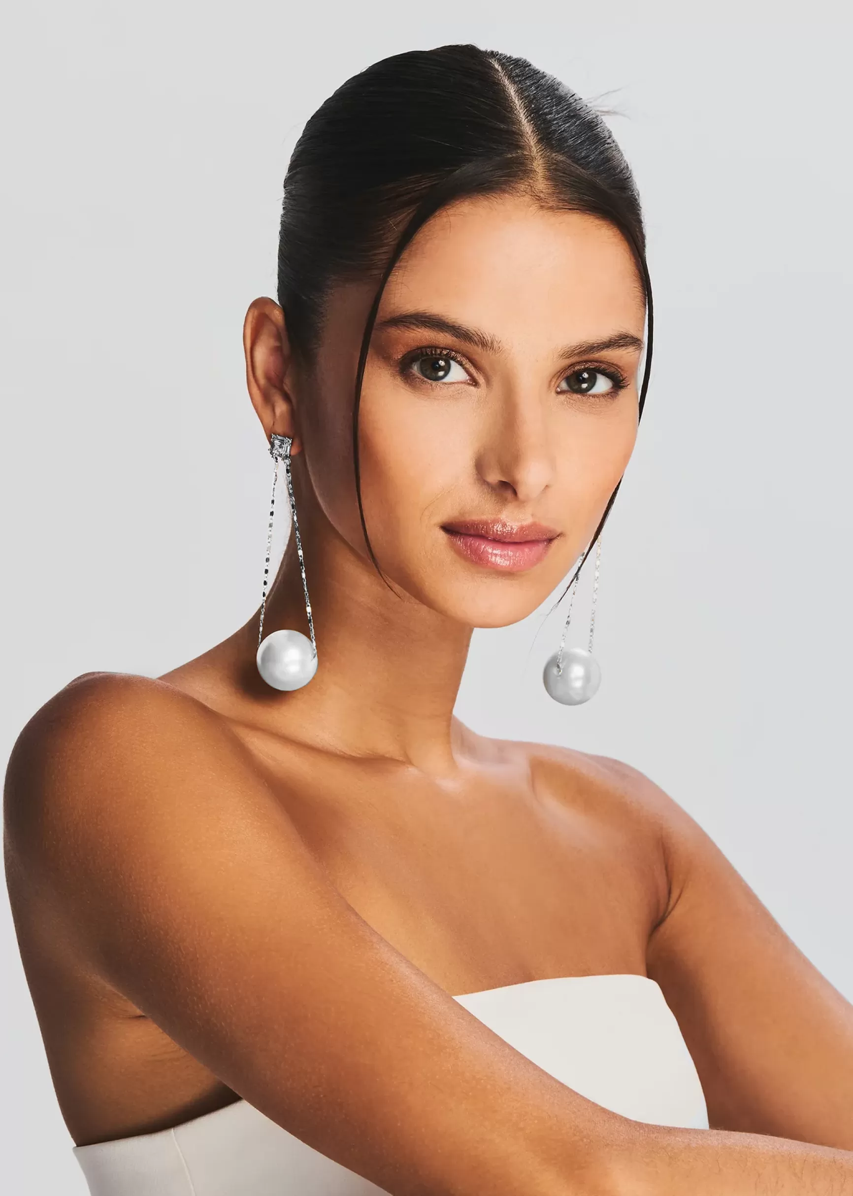 Trending*Retrofete Jules Pearl Earrings Silver