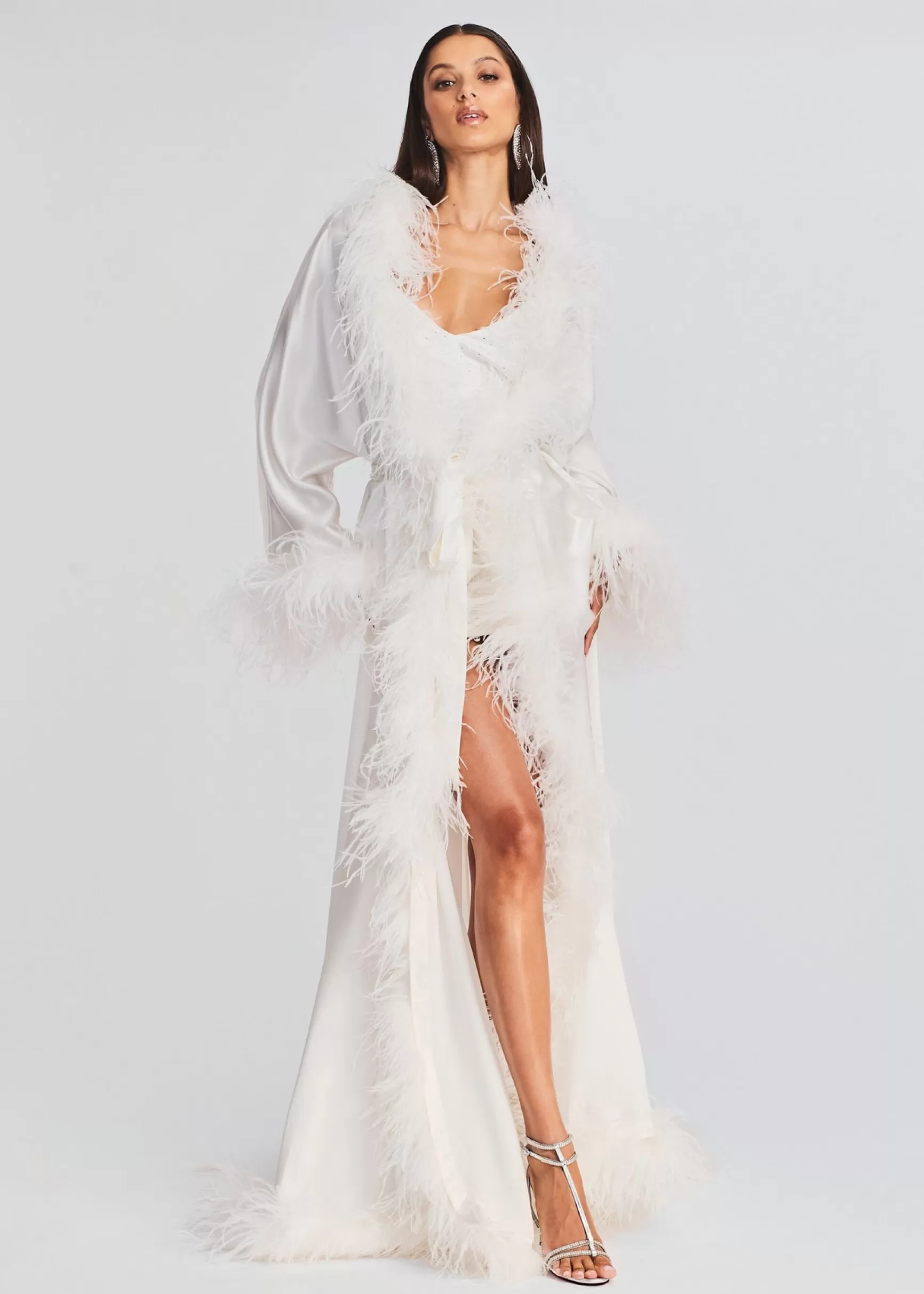 Bachelorette Party*Retrofete Juno Feather Robe White