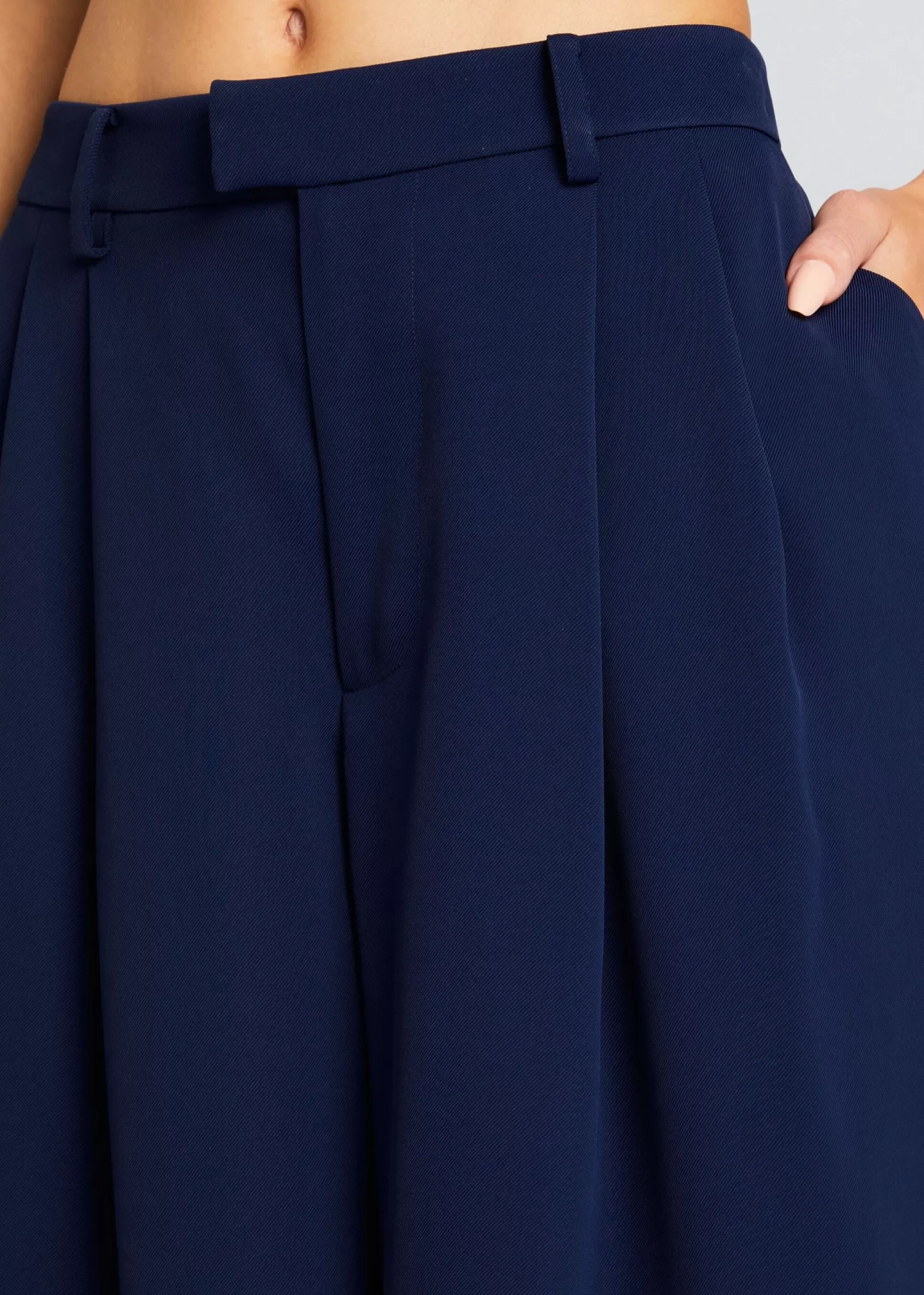 Business Chic*Retrofete Paisley Short Navy