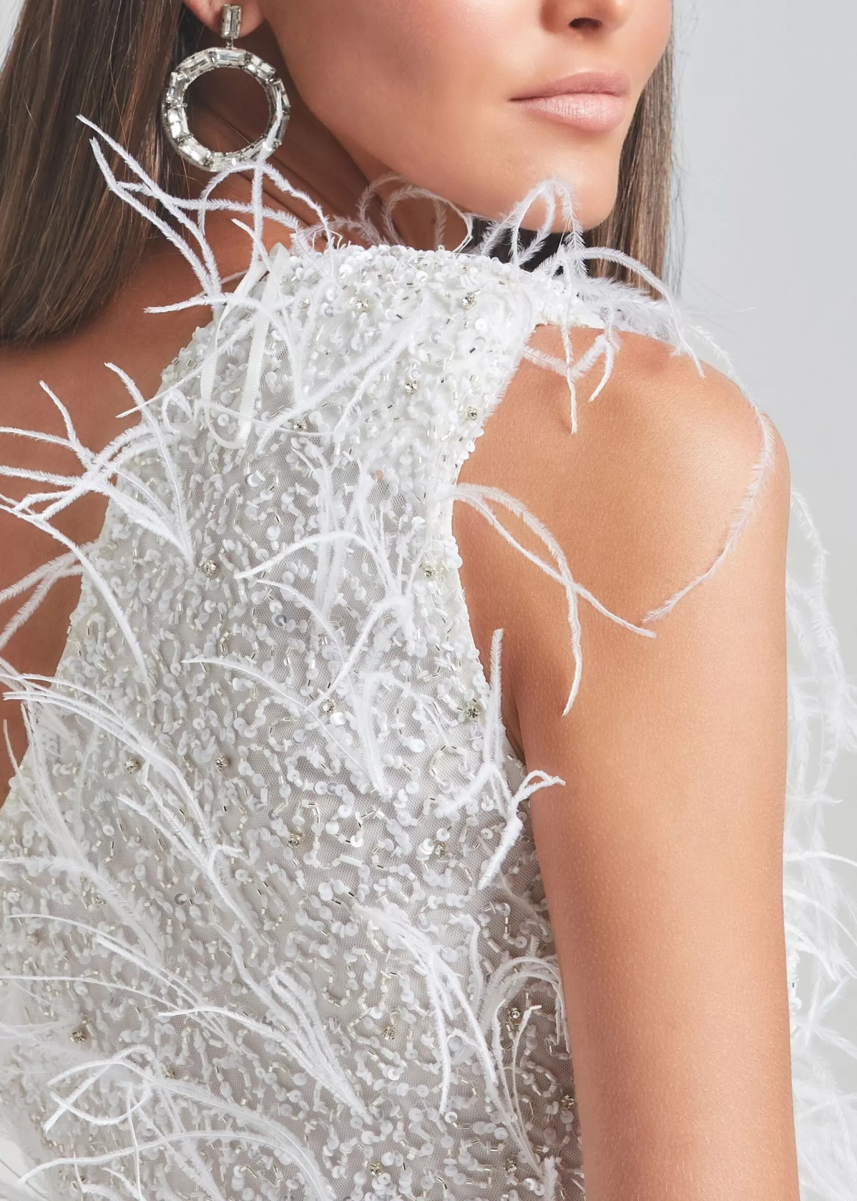Honeymoon Looks*Retrofete Sina Feather Dress White/Silver